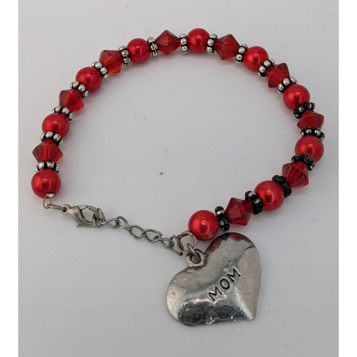 Mother's Day Love Red Beaded Bracelet With Heart Mom Charm