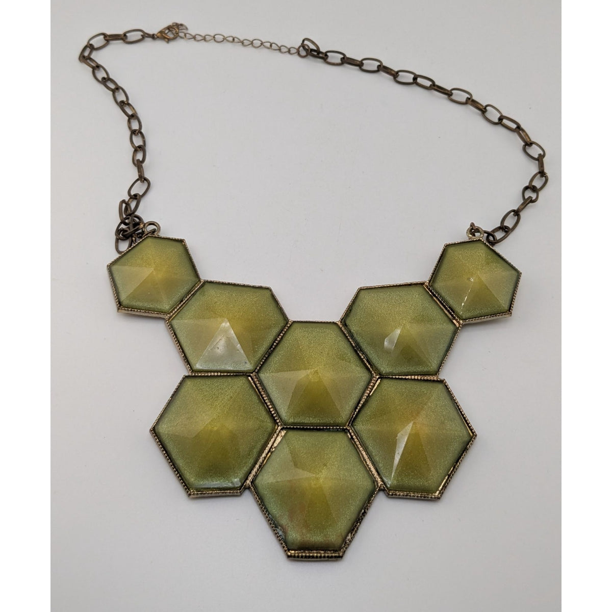 Art Deco Geometric Shimmer Green Hexagon Gold Tone Statement Bib Necklace