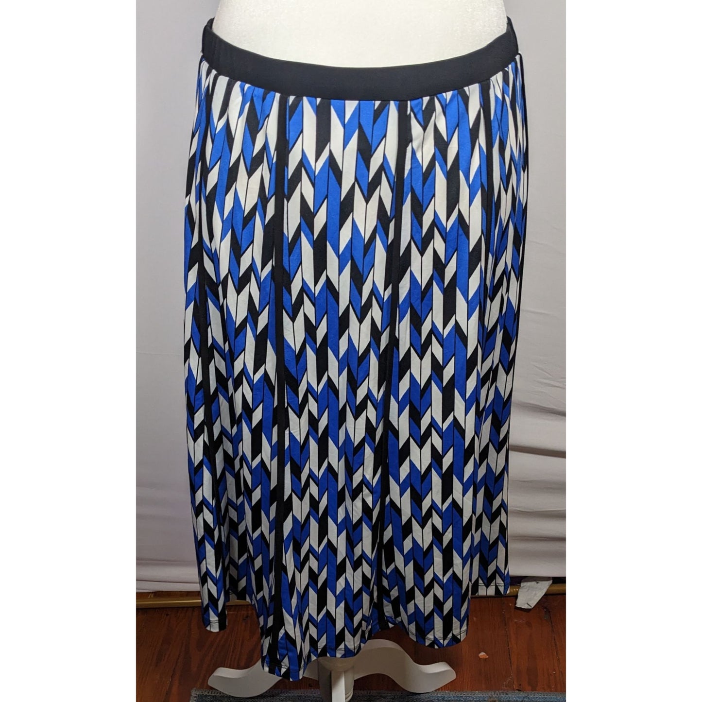 NYCC Blue White And Grey Geometric Print Skirt