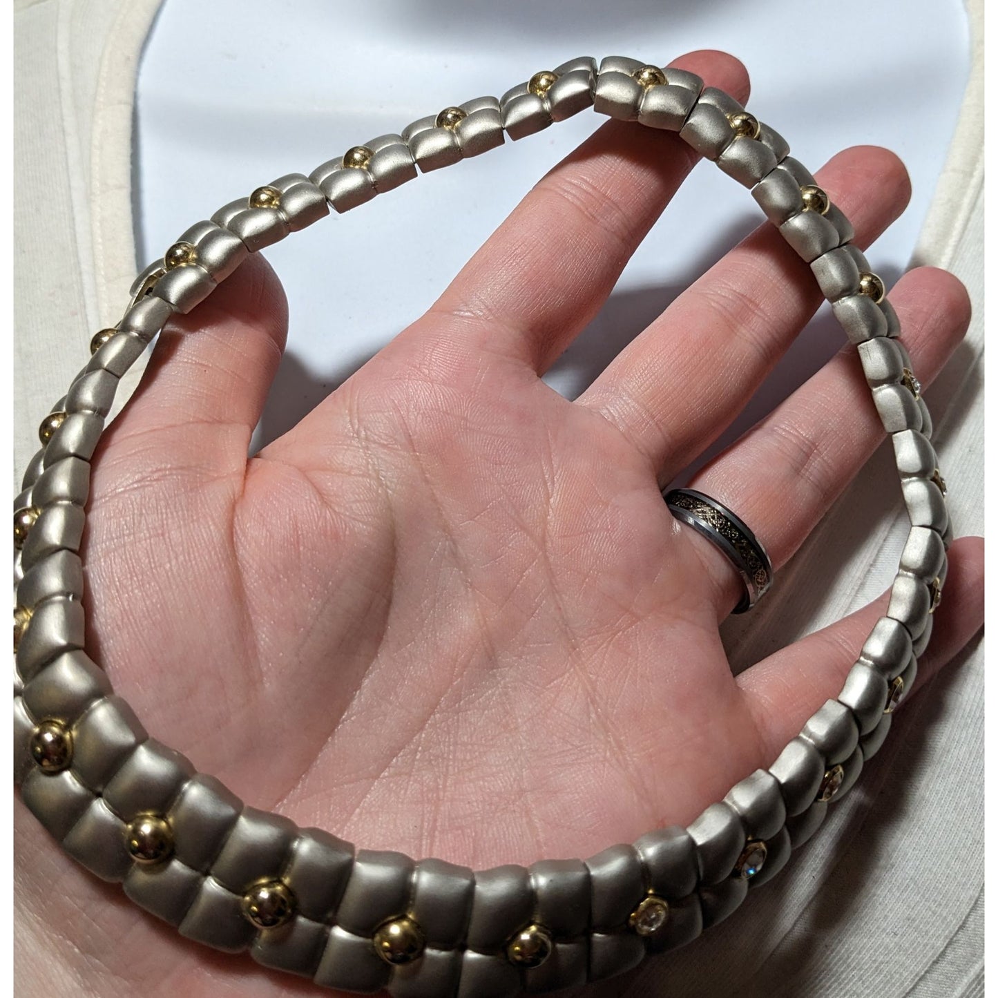 Silver Quilted Studded Necklace