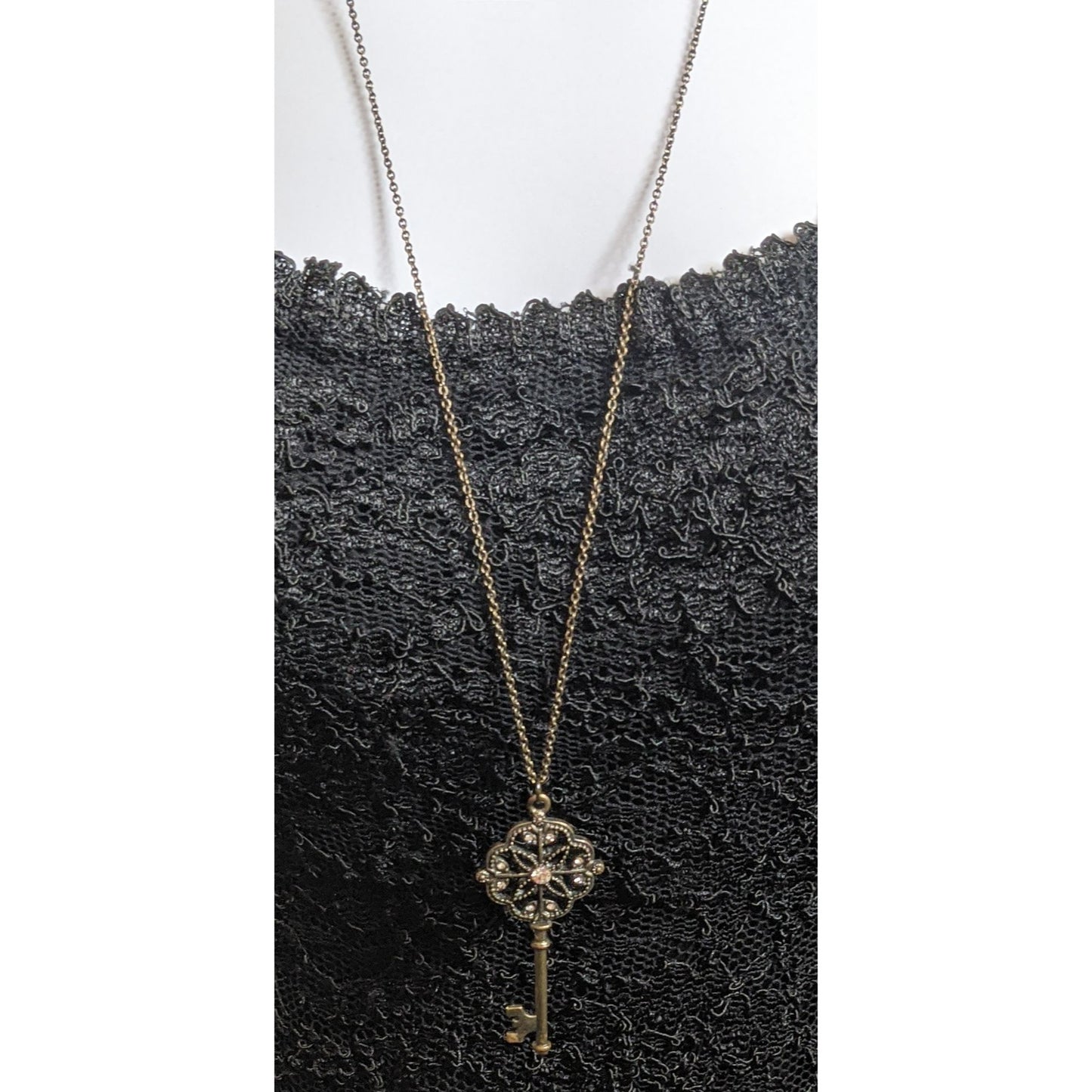 Vintage Steampunk Key Pendant Necklace With Rhinestones