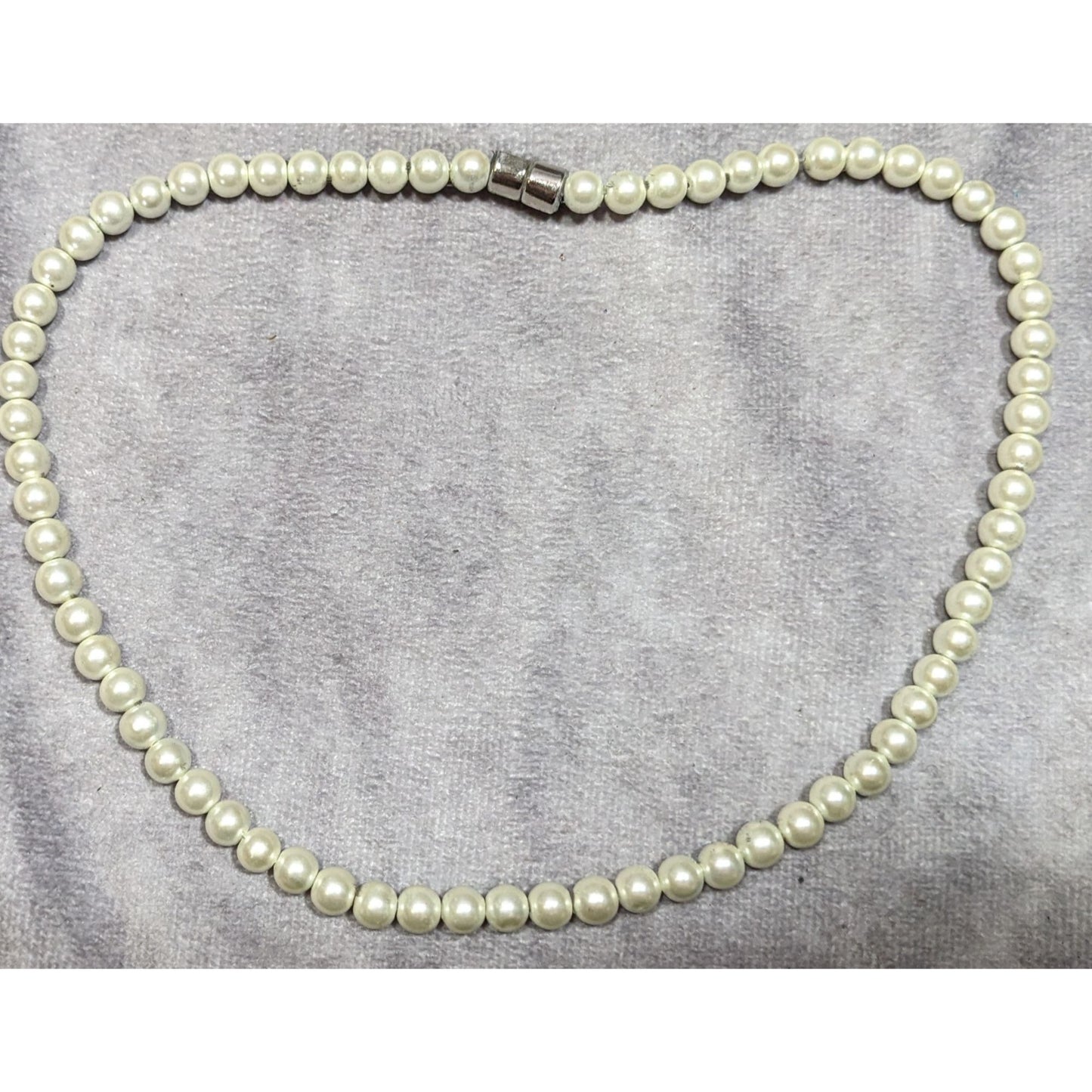 Vintage Faux Pearl Necklace With Magnetic Clasp