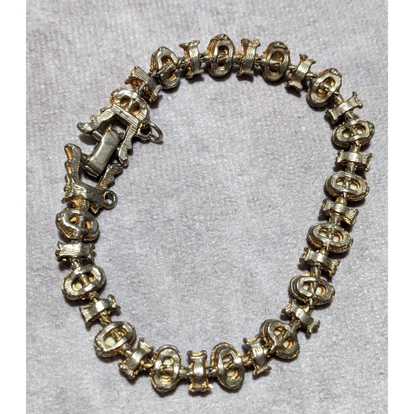 Vintage White Cabochon Bracelet