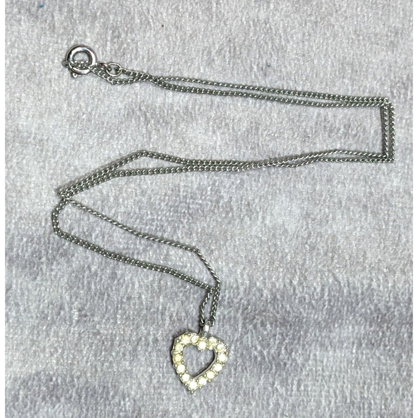 Vintage Romantic Delicate Open Heart Pendant Necklace Romantic