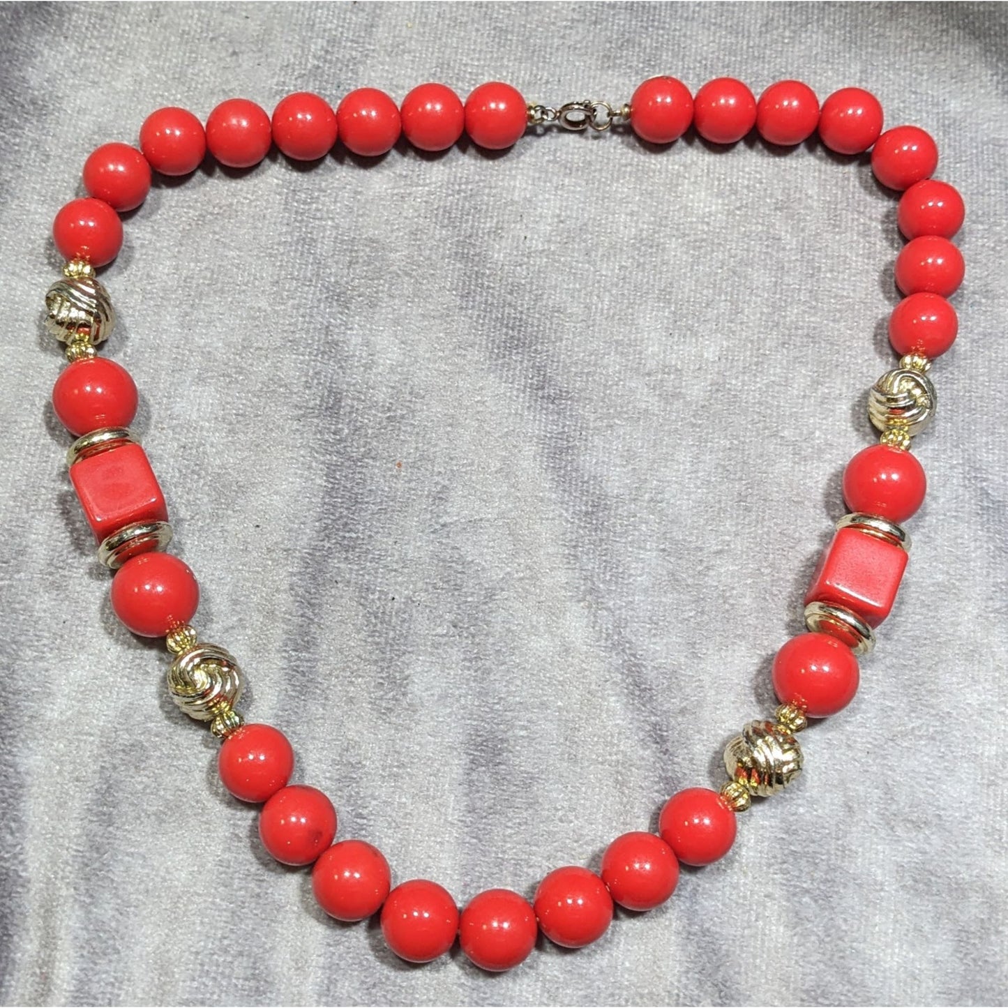 Vintage Red And Gold Tone Beaded Necklace