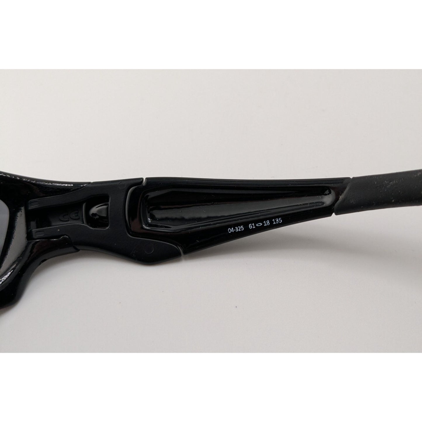 Oakley Vintage 90s Straight Sunglasses 04-325 Black Frame
