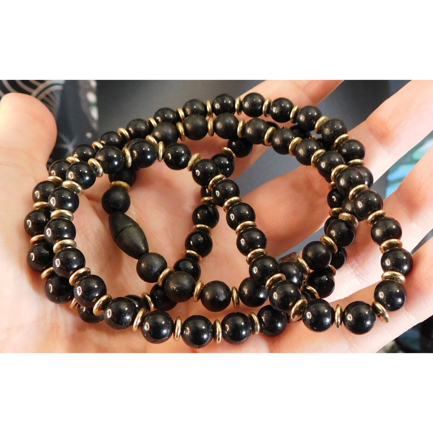 Simple Black And Gold Tone Beaded Necklace