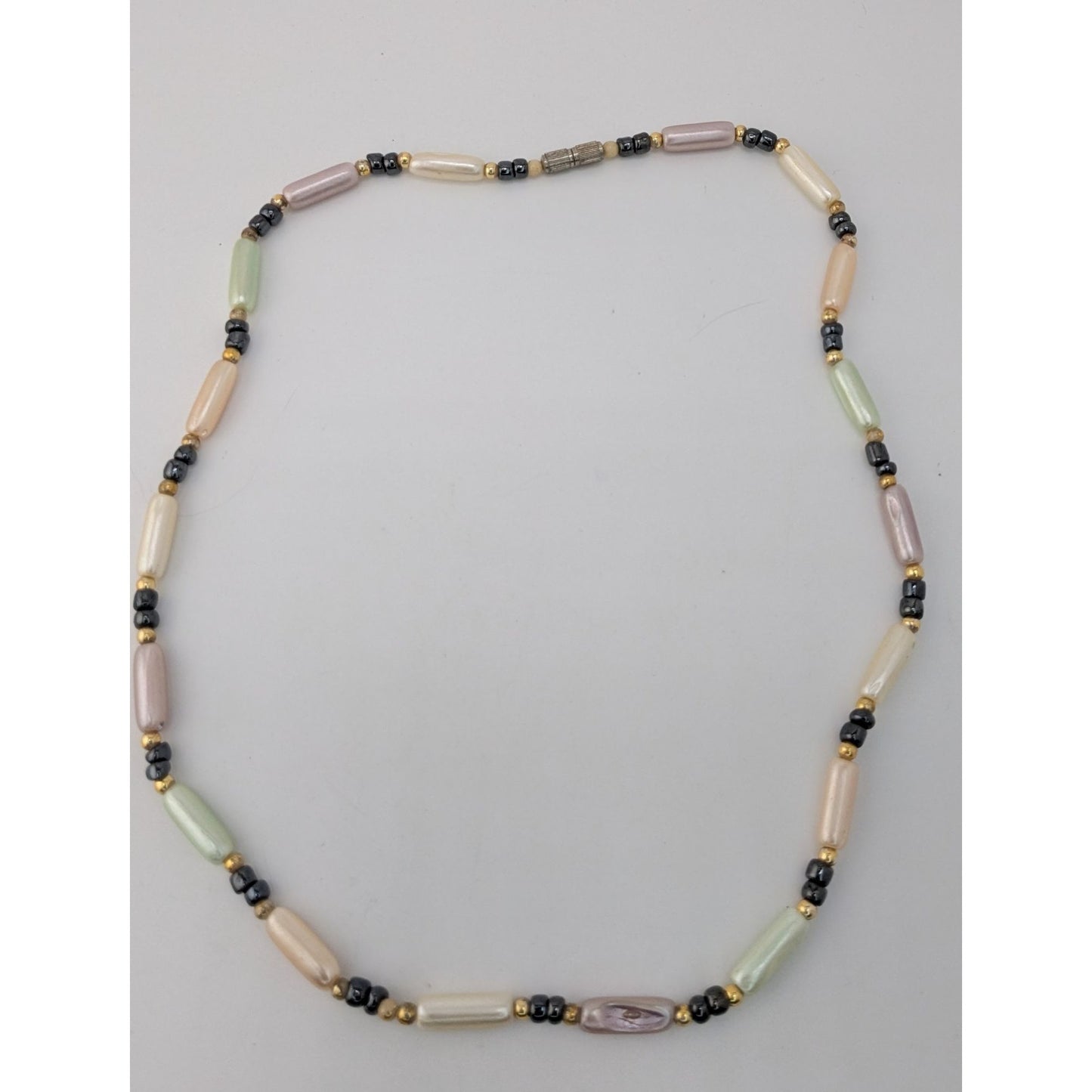 Vintage Y2K Coquette Pastel Faux Pearl Beaded Necklace Pink Green Black Gold Tone