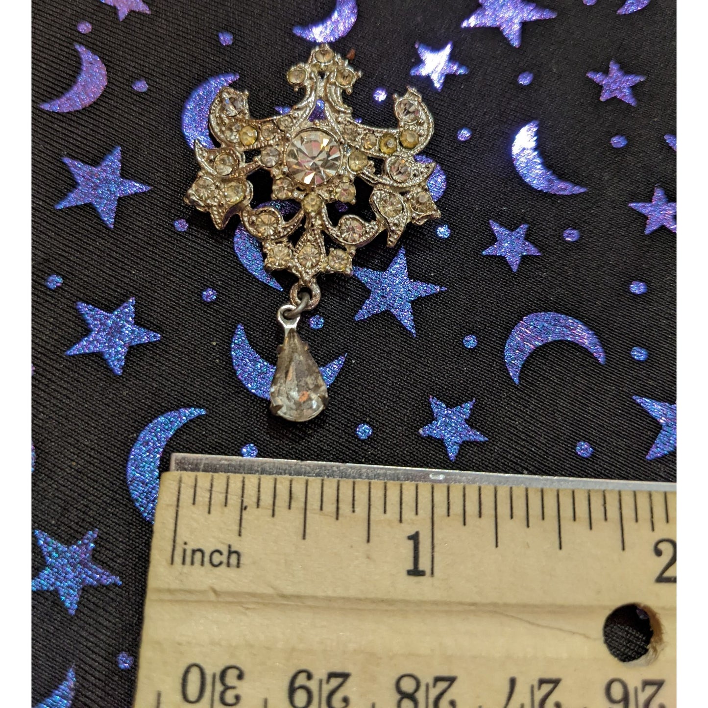 Vintage Art Deco Silver Tone Rhinestone Brooch