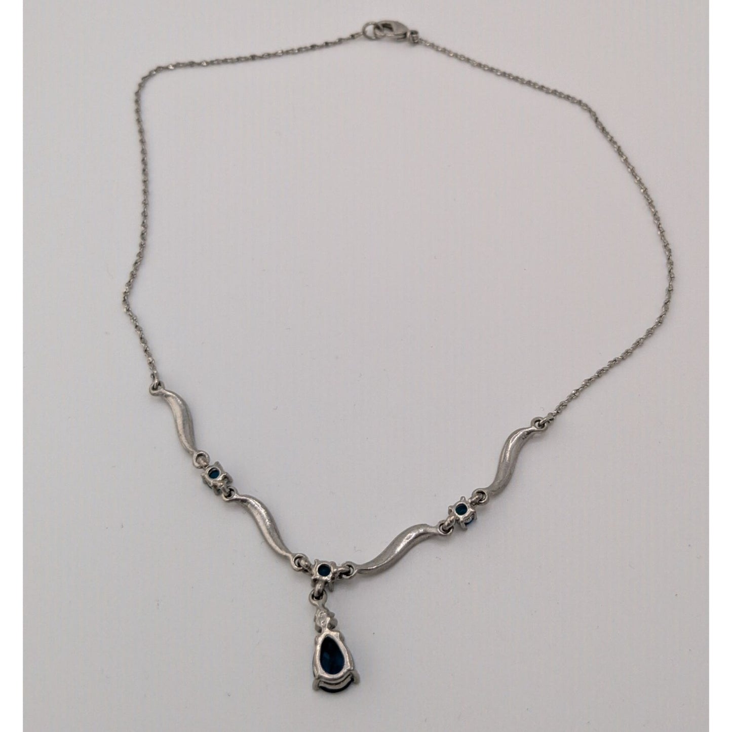 Vintage Avon Elegant Blue Gemmed Silver Tone Formal Princess Necklace