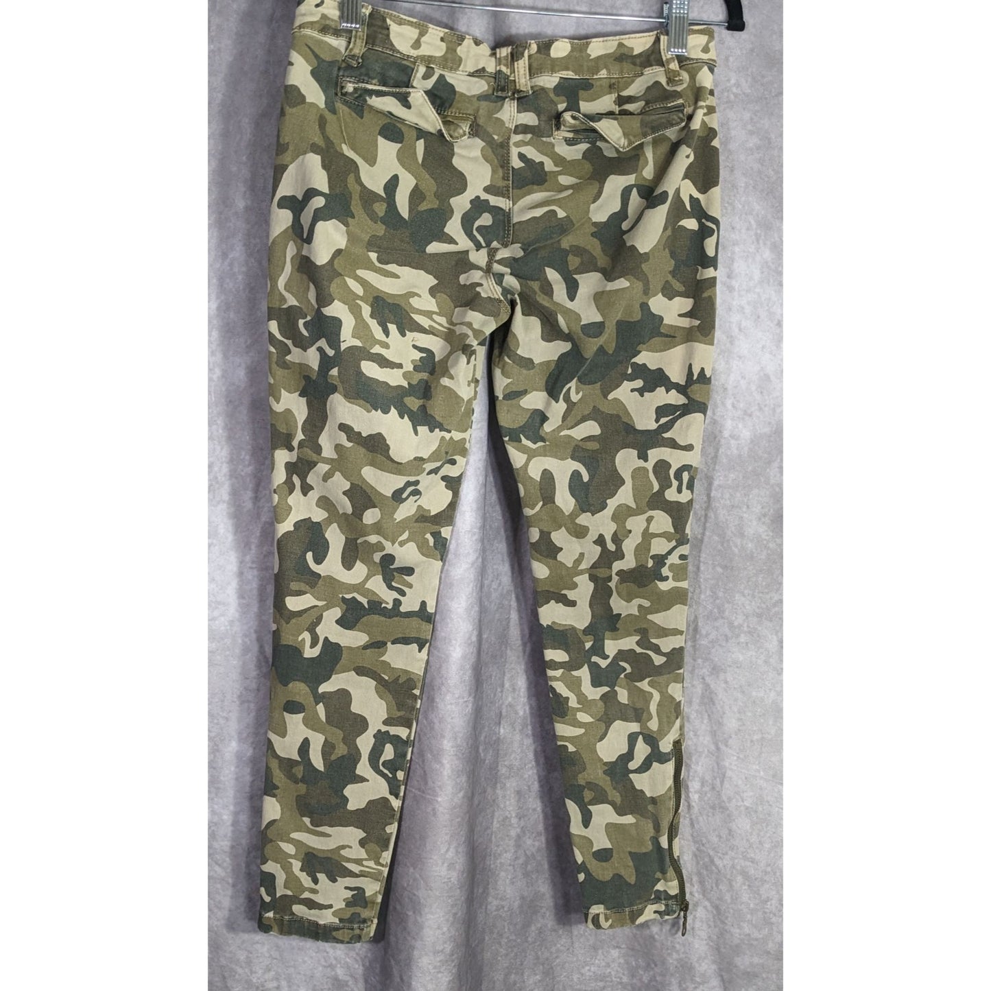 Wishlist Camo Skinny Jeans With Zippers