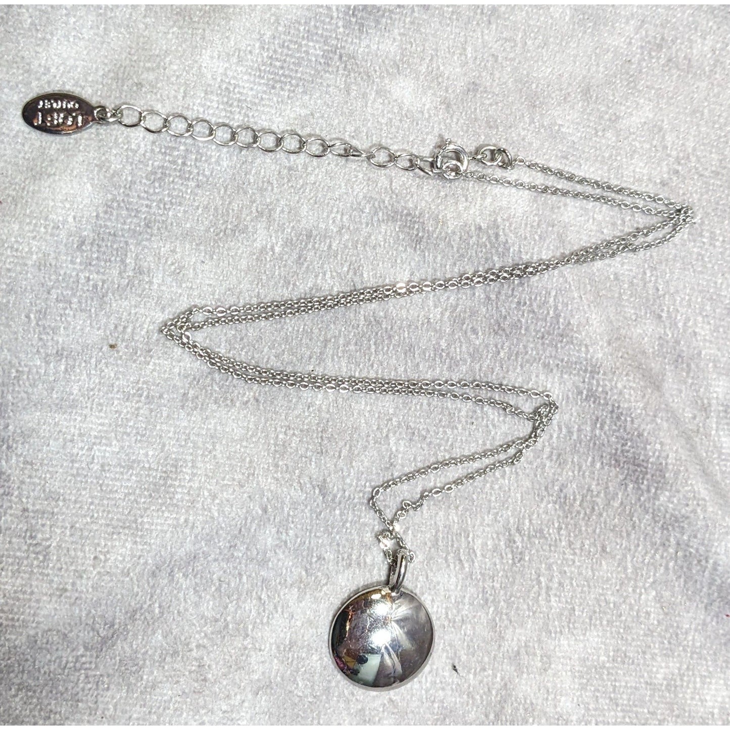 Loft Outlet Preppy Modern Silver Tone Pendant Necklace