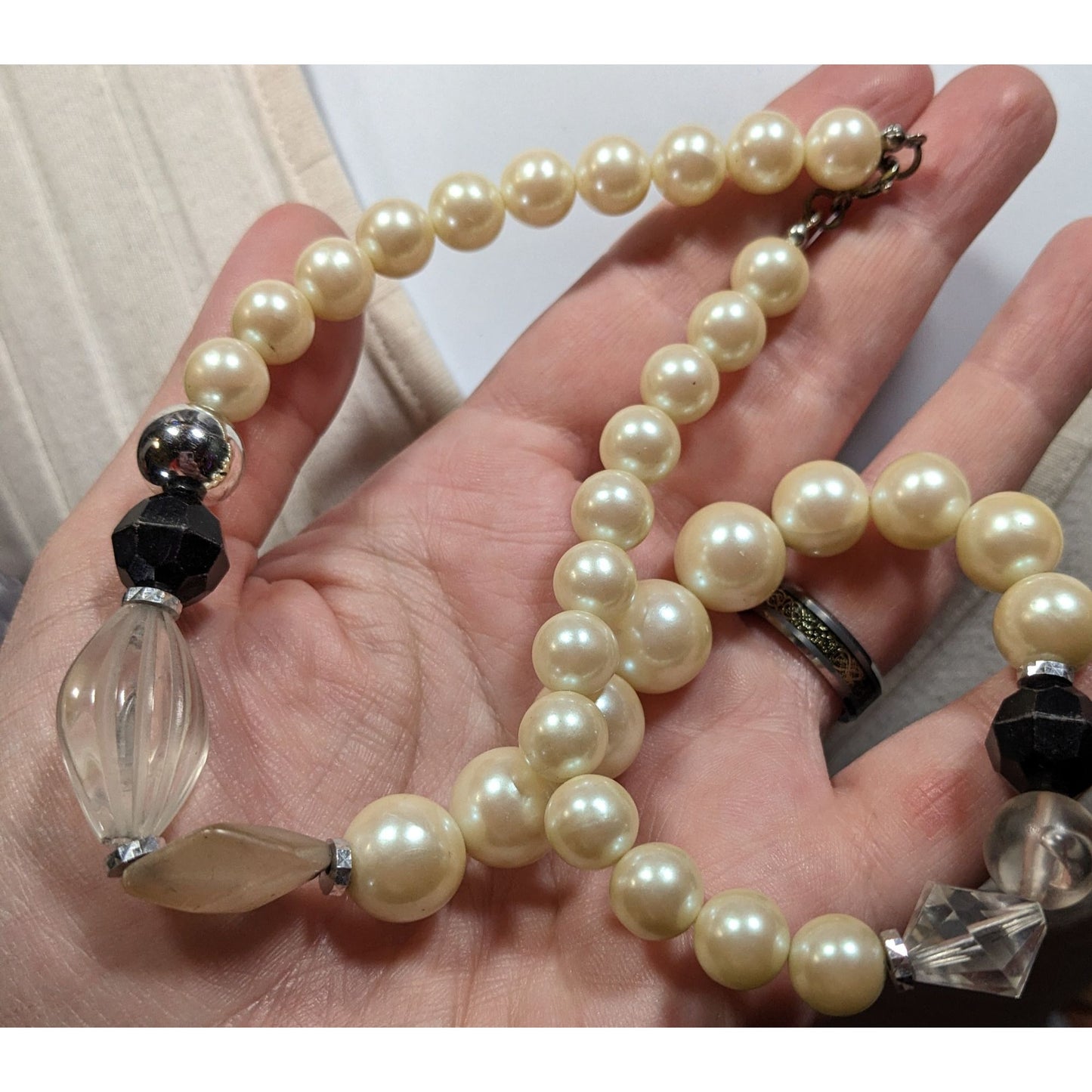 Vintage Chunky Faux Pearl Acrylic And Glass Beaded Necklace