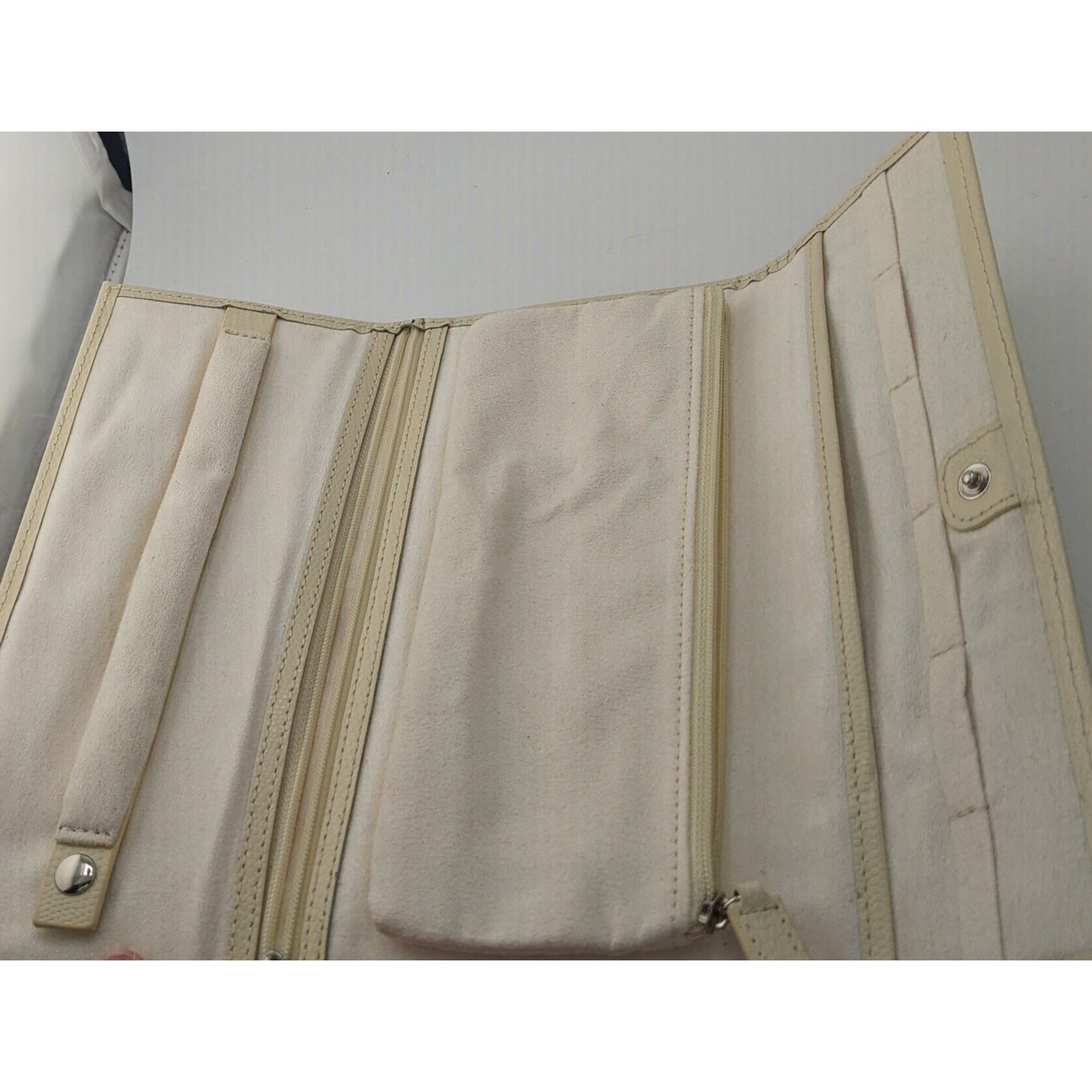 Vintage Beige Jewelry Clutch Wallet With Suede Interior & Removable Zip Pouch