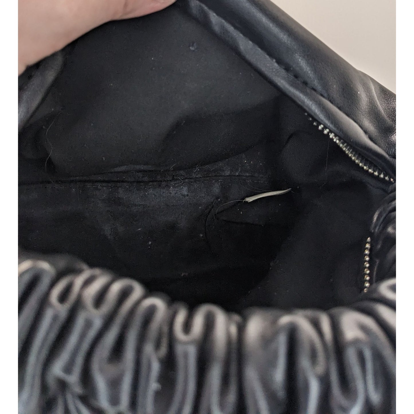 Black Faux Leather Scrunch Handle Shoulder Bag With Zipper Closure