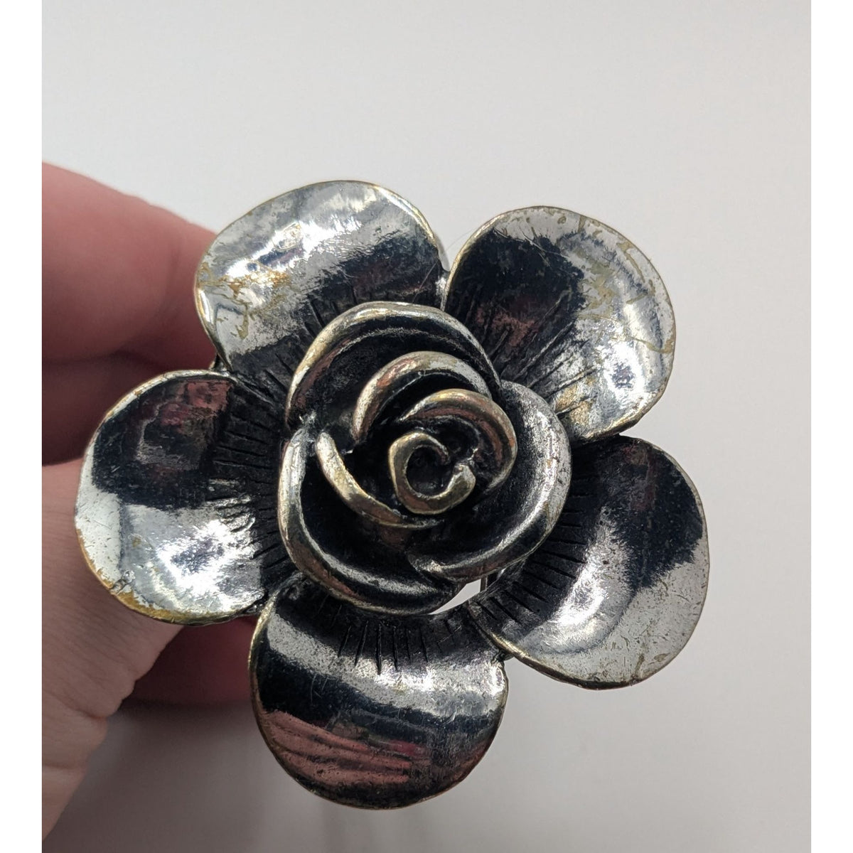 Boho MCM Vintage Silver Tone Sculptural Rose Flower Hinged Bangle Bracelet