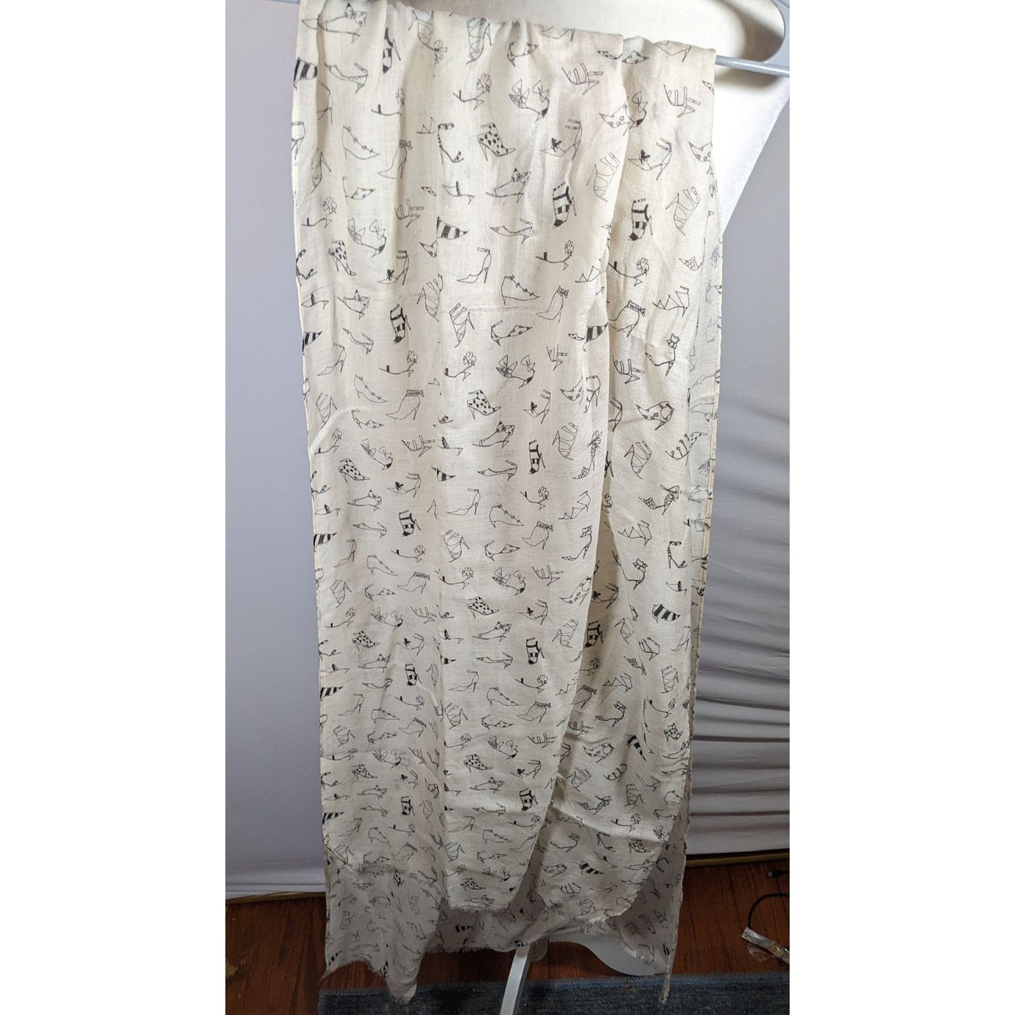 J.Crew Preppy White And Black Shoe Sketch Scarf