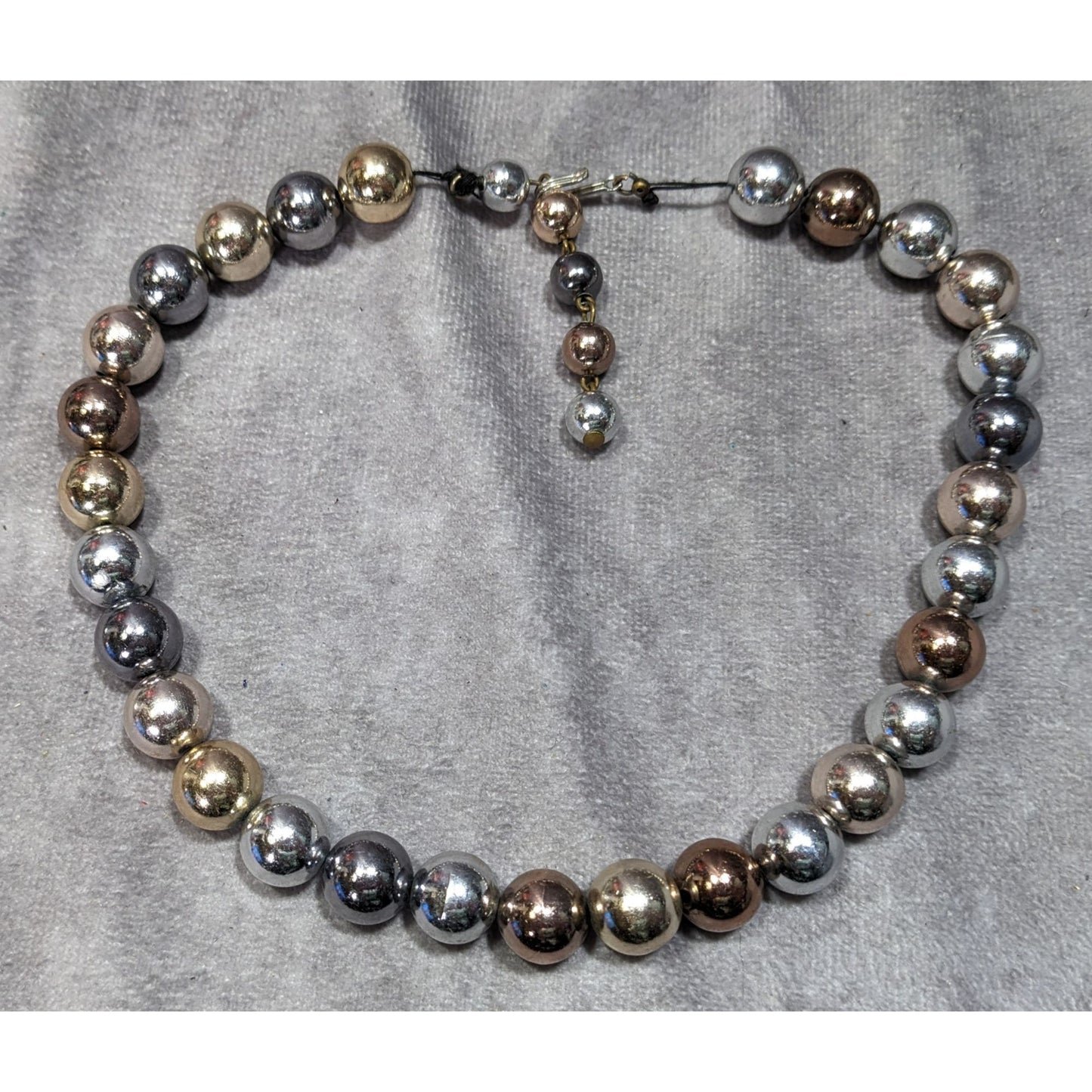 Vintage Multi Metallic Graduated Bead Necklace With Gold Silver Bronze Tones