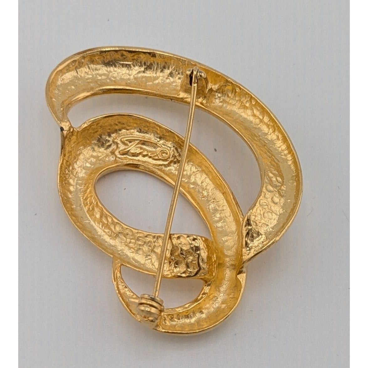 Vintage Tana Gold Tone Abstract Swirl Brooch