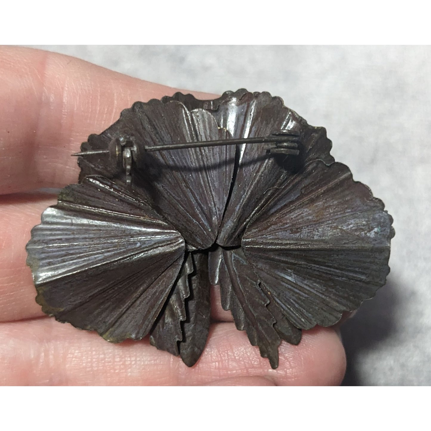 Vintage Gold Tone Floral Rhinestone Faux Pearl Brooch