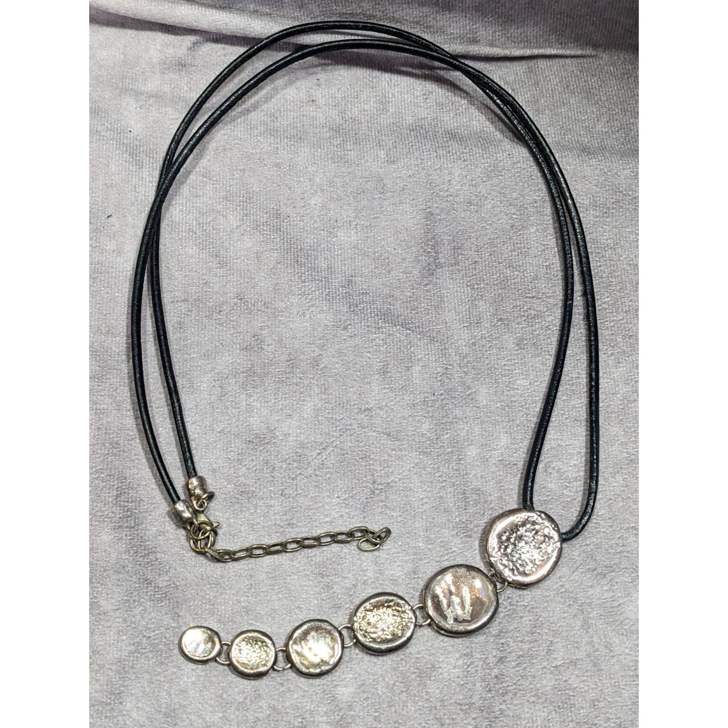 Vintage Brutalist Graduated Disc Pendant Silver Tone And Black Necklace
