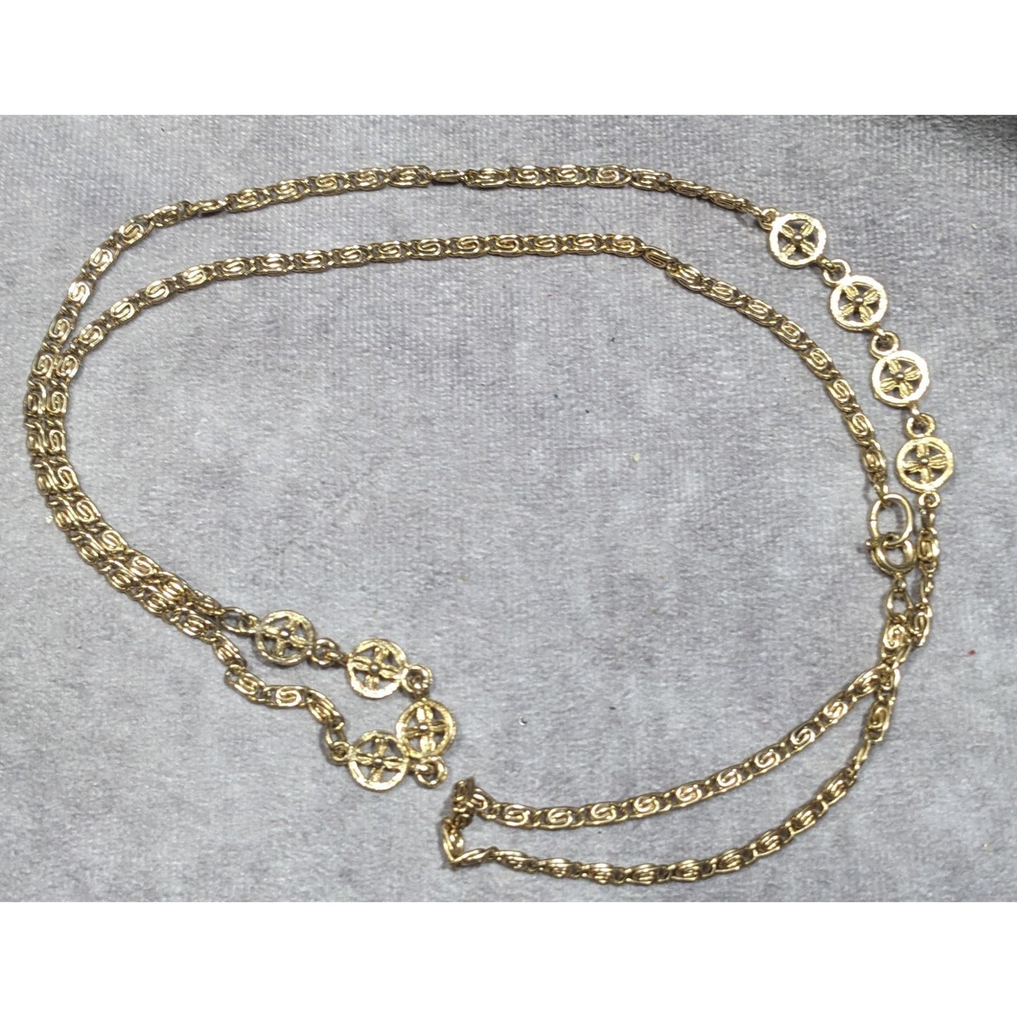 Classic Snail Chain Gold Tone With Floral Charm Accents