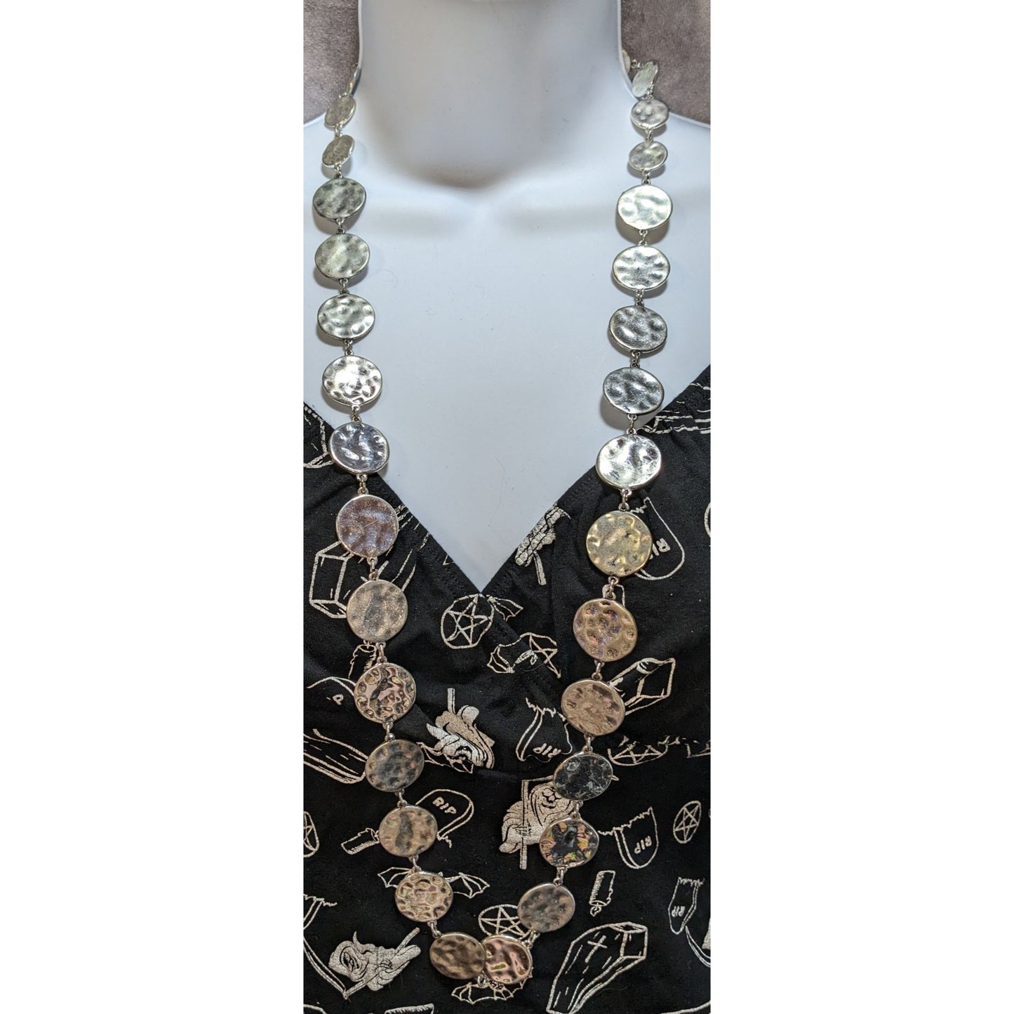 Vintage Chicos Brutalist Silver-Tone Disc Necklace
