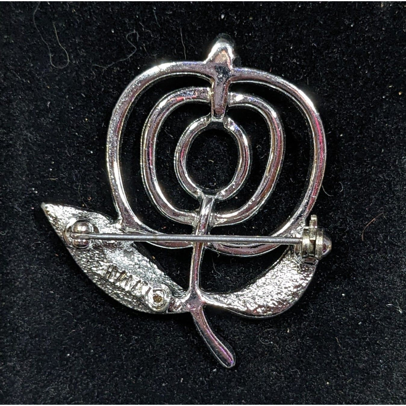 Vintage Sarah Coventry Silver Tone Flower Brooch