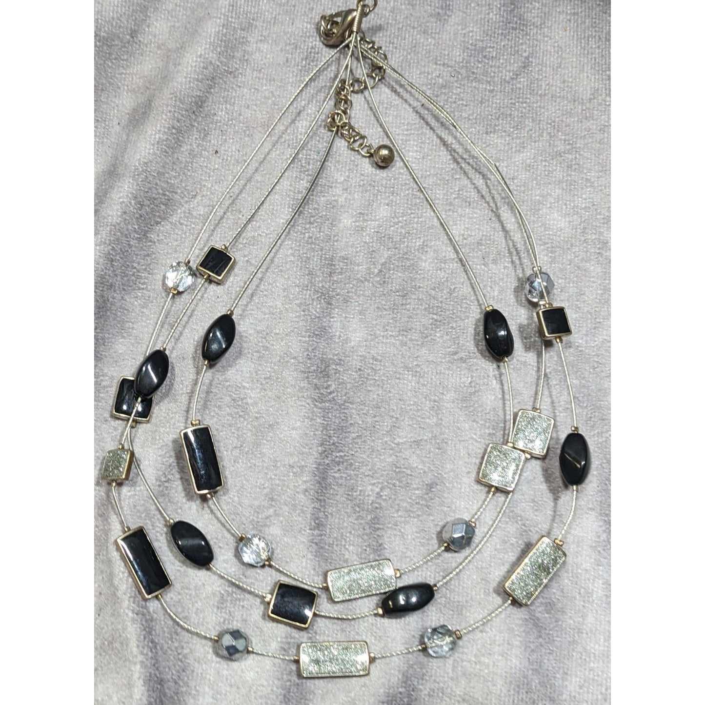 Y2K Layered Floating Glitter Necklace Black And Silver Tone