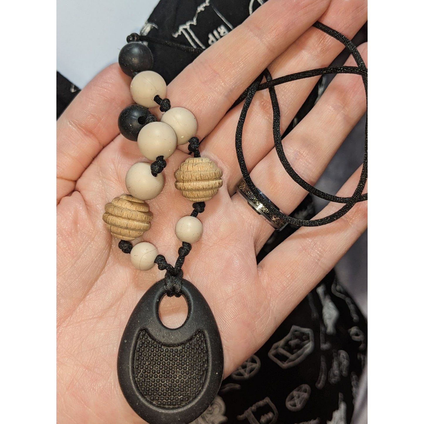 Silicone Fidget Necklace With Black Rope & Wooden-Like Accent Beads