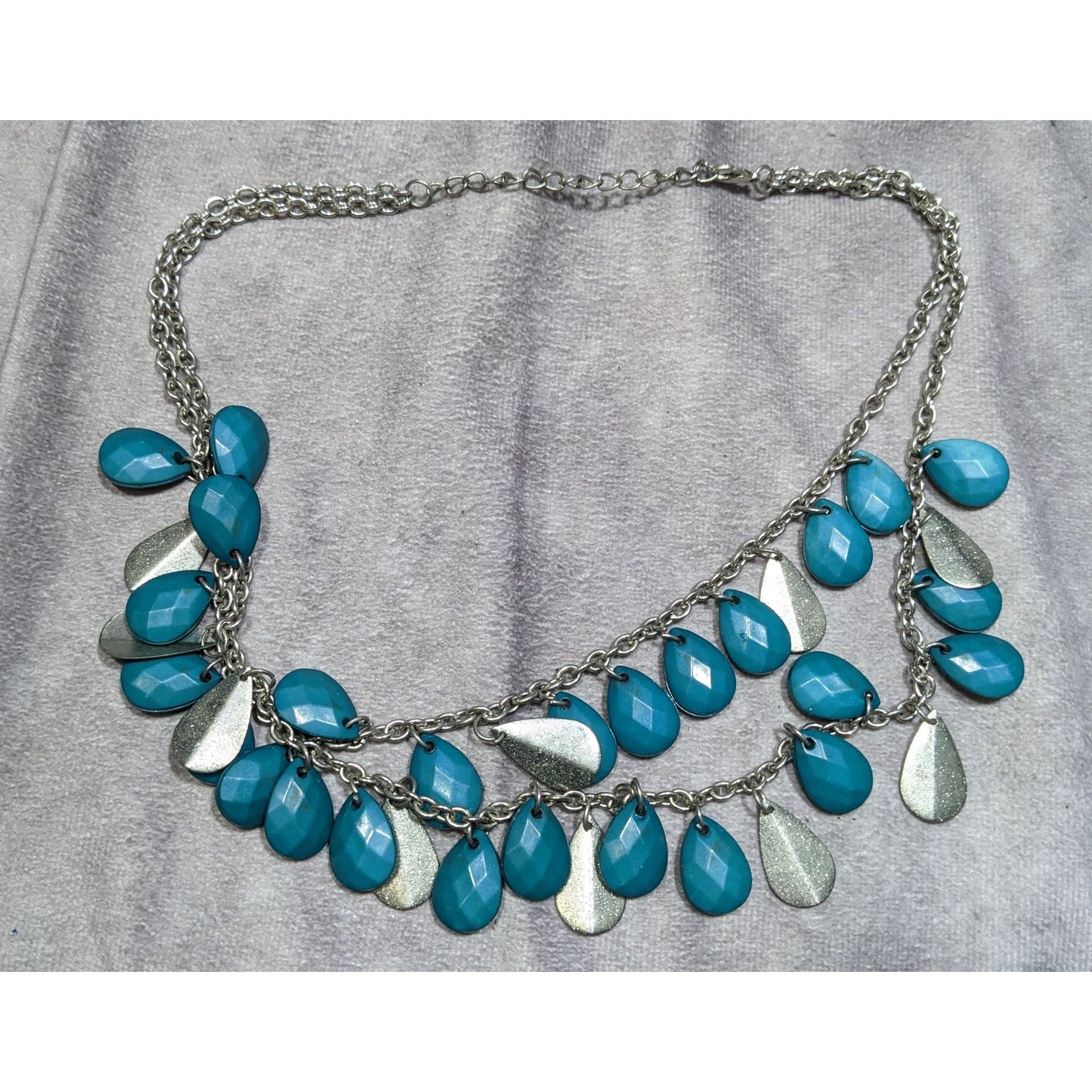 Layered Silver-Tone Chain Necklace With Turquoise Teardrop Beads & Glittery Silver Accents