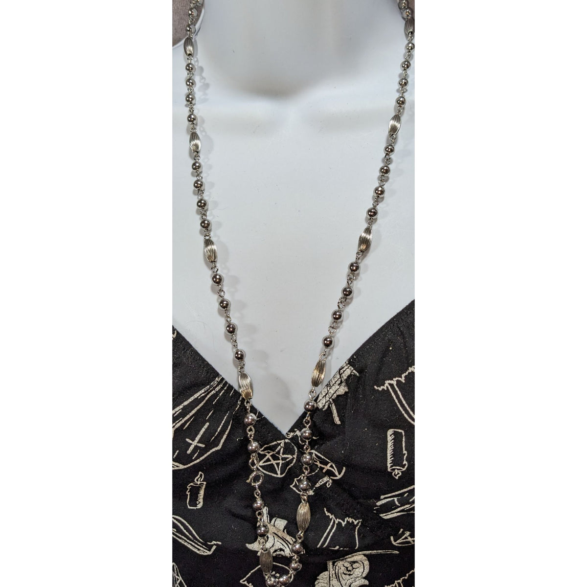 Vintage Minimalist Silver Tone Beaded Station Necklace 30 Inch