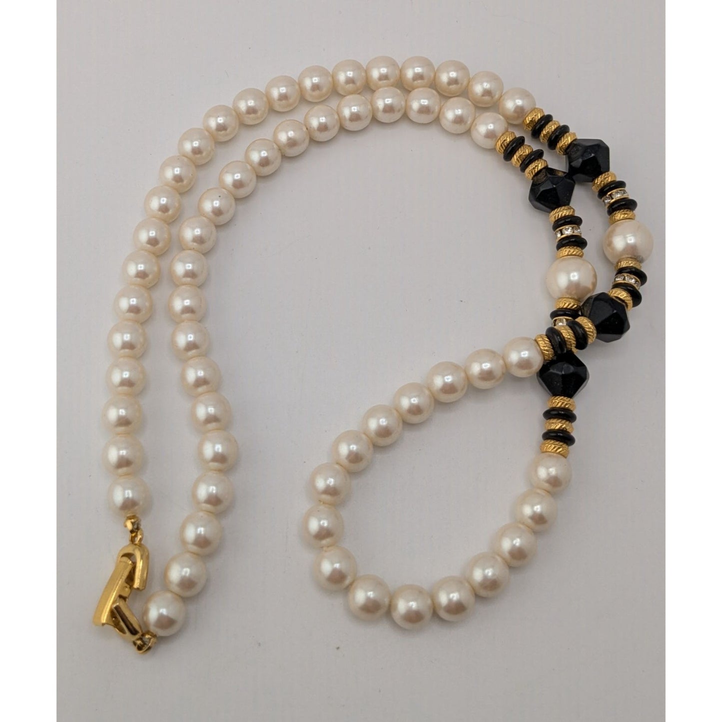 Vintage Faux Pearl Necklace Glass Beads Black Gold Classic Elegant