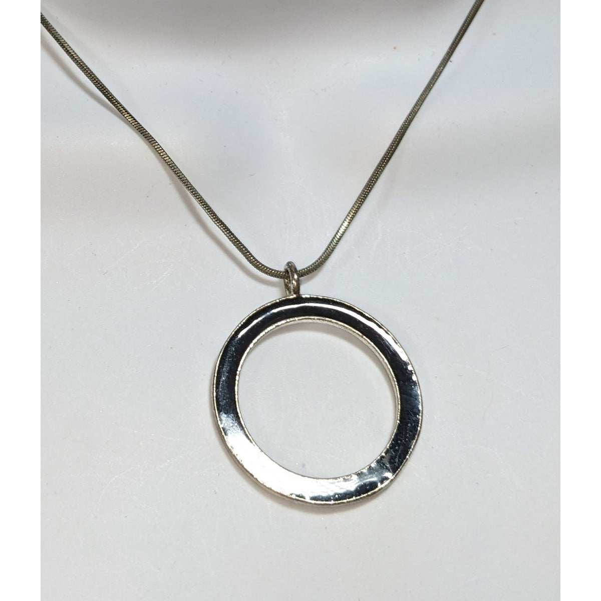 Minimalist Modernist Black Enamel Open Circle Pendant Necklace 14 Inch