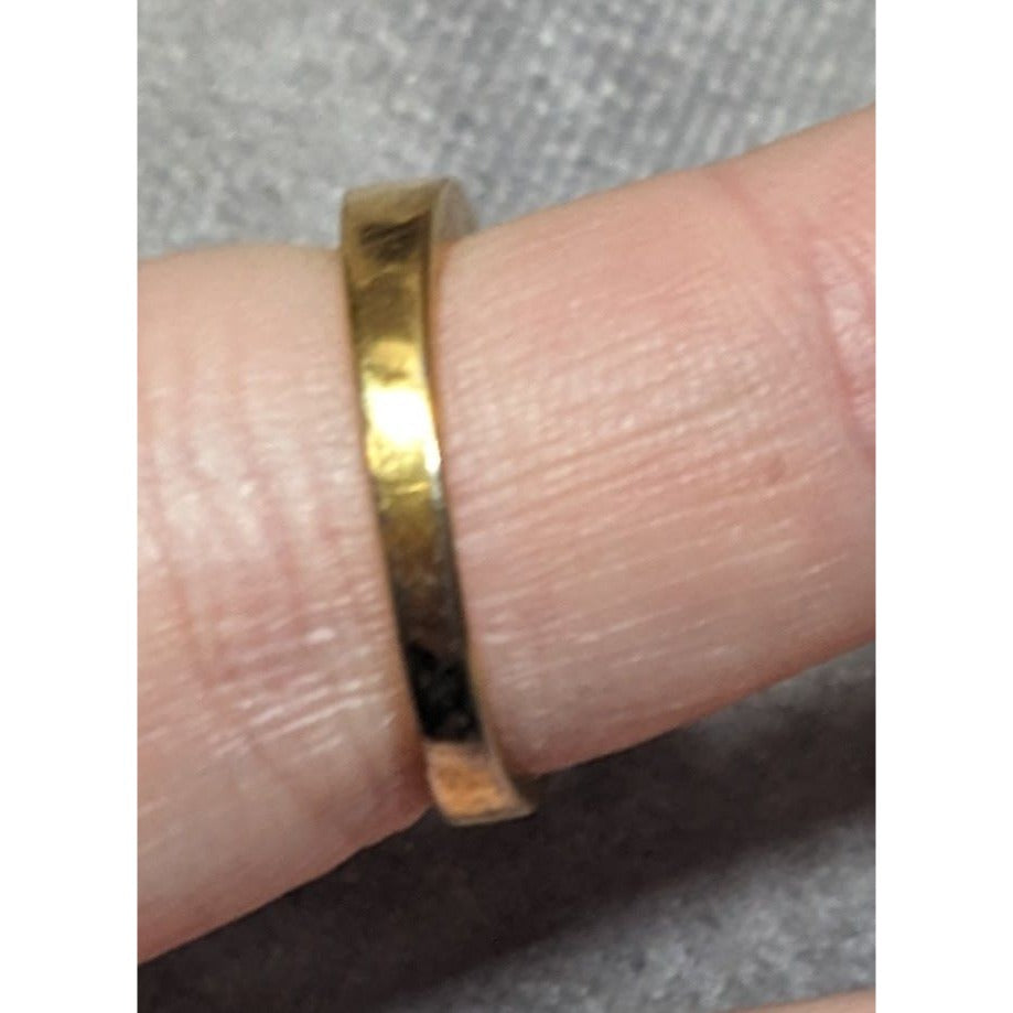 Elegant Signed Gold Tone Ring With Clear Gems