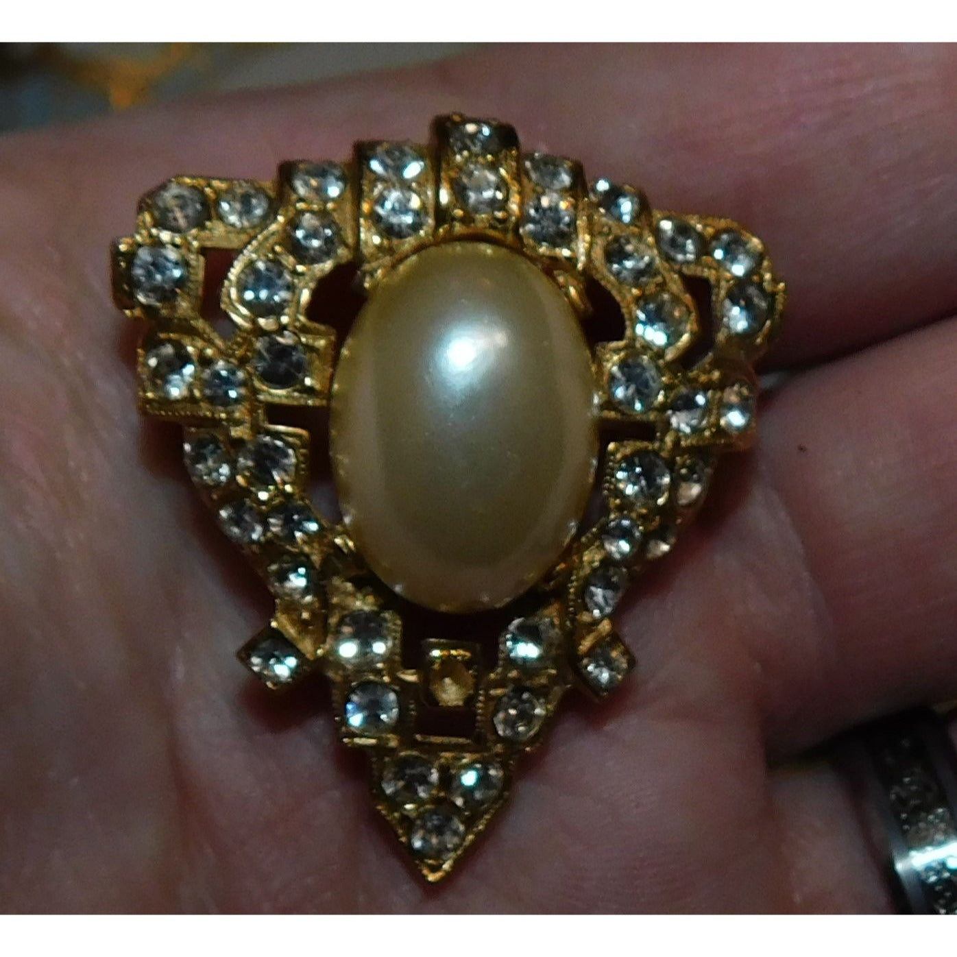 Vintage Victorian Style Gold Tone Faux Pearl Brooch