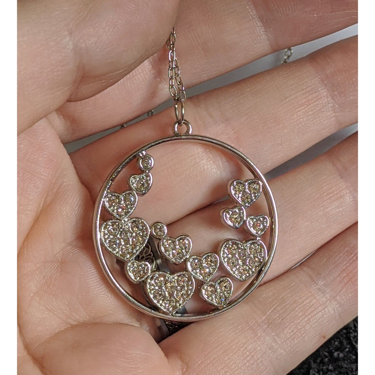 Sparkly Heart Pendant Necklace With Rhinestones