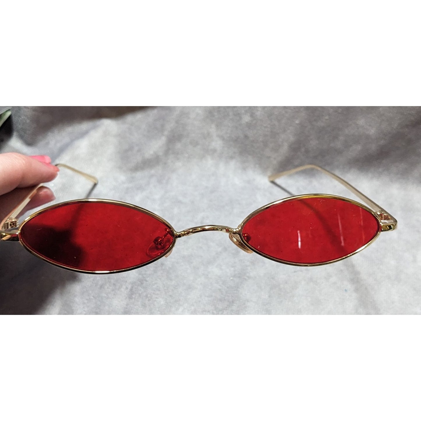 Retro Red Vampire Fashion Sunglasses