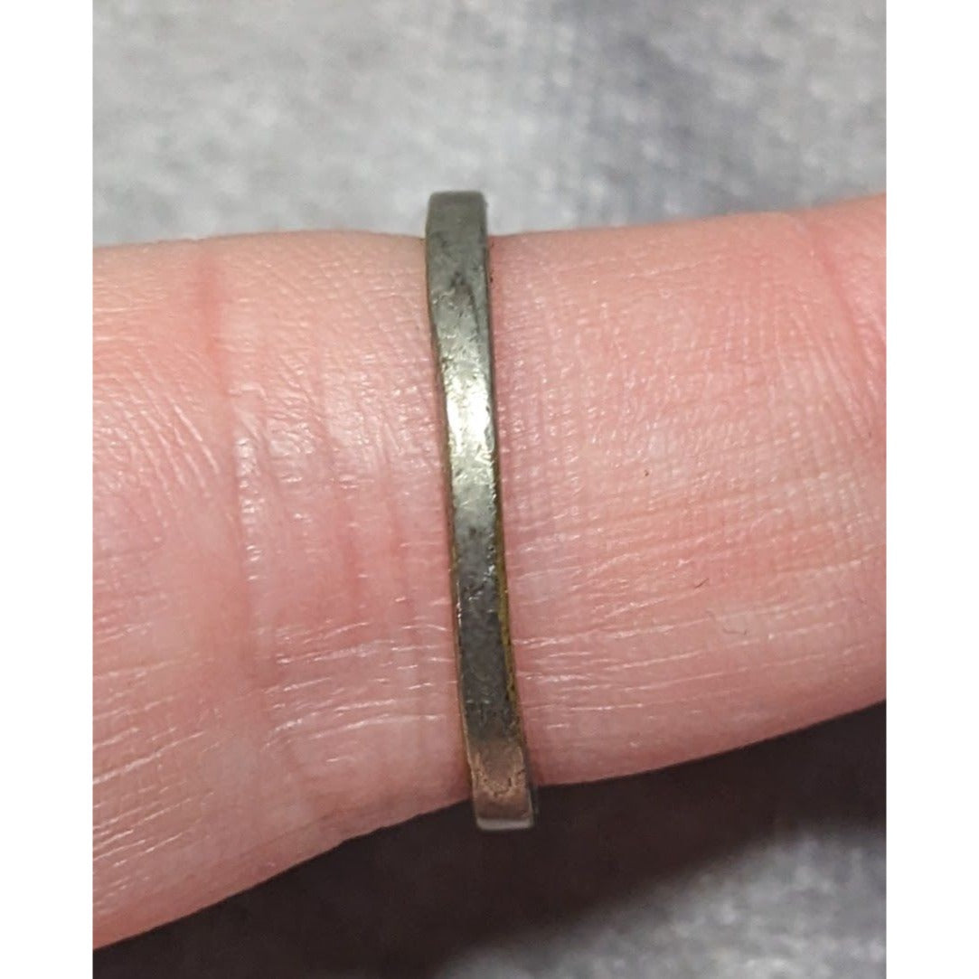 Elegant Gothic Silver Tone Ring With Black And Clear Stones Size 6 3/4