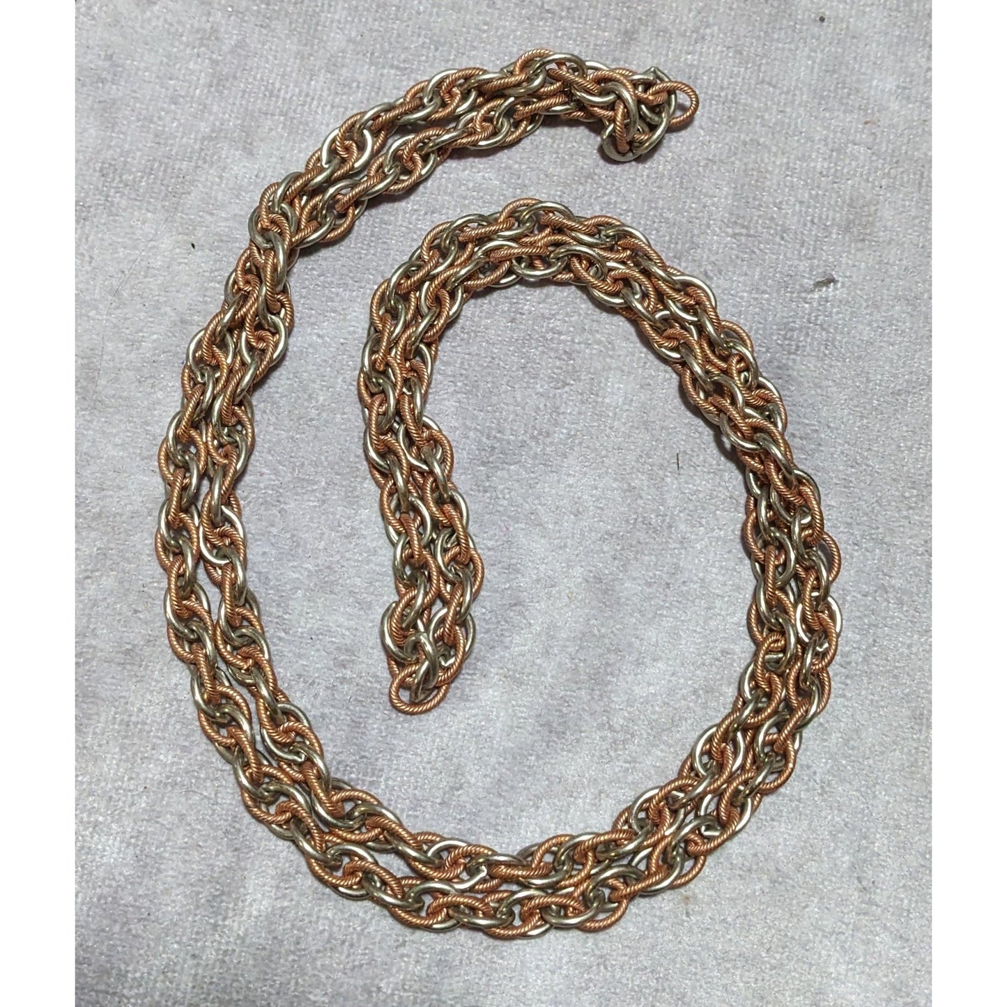 Silver Sopper Intertwined Chain Necklace