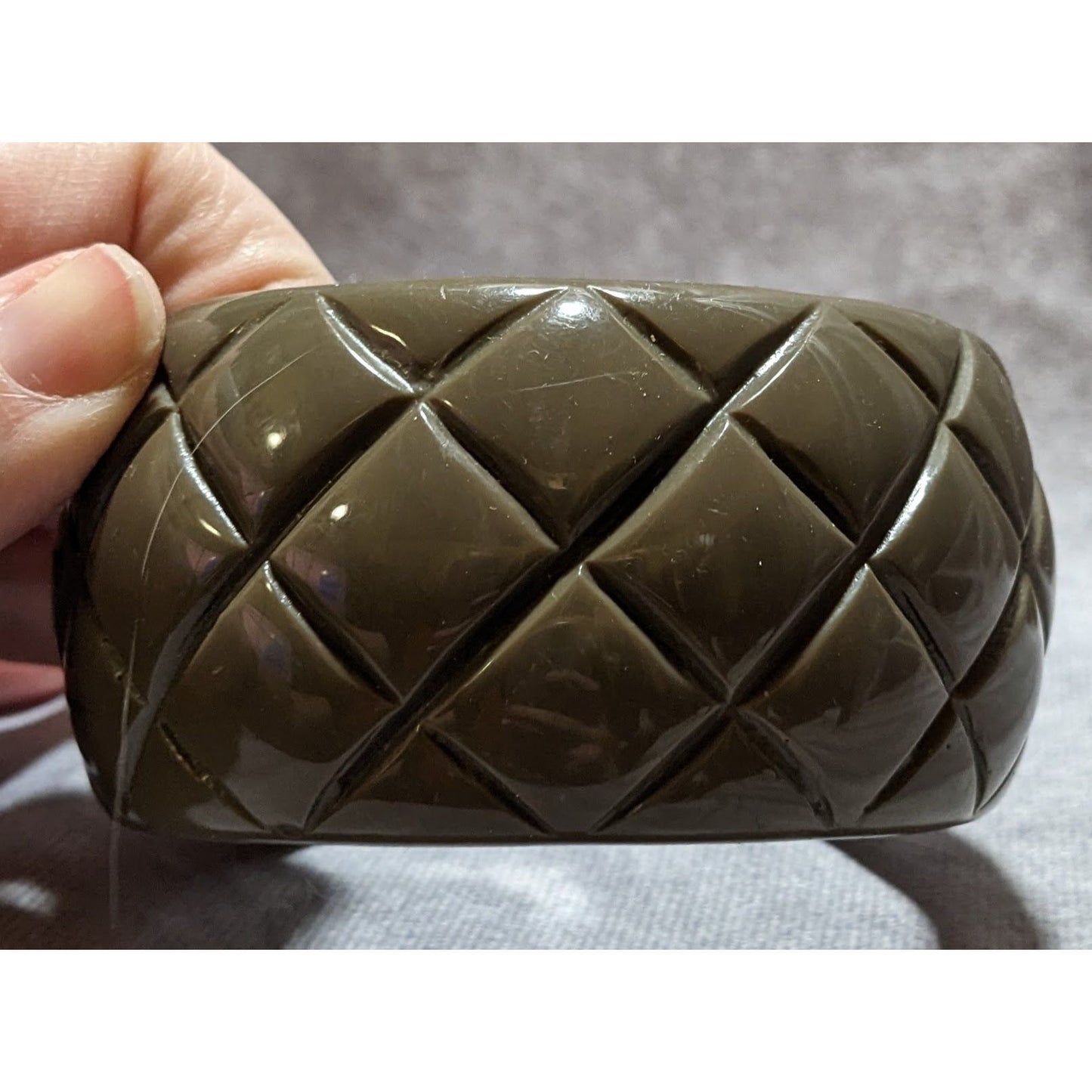 Grey Quilt Patterned Lucite Bangle