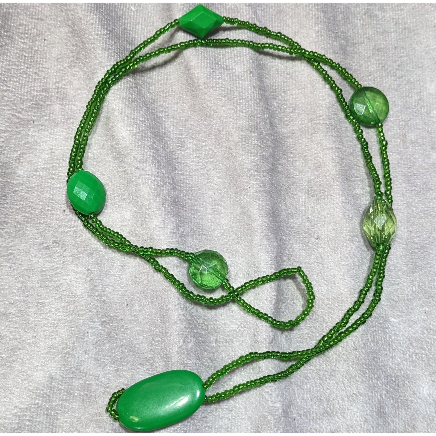 Long Green Beaded Necklace With Faceted & Smooth Beads Lightweight Statement Jewelry