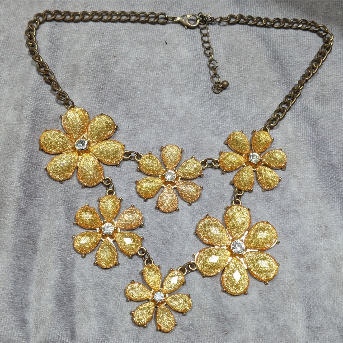 Fairycore Glam Yellow Glitter Flower Statement Necklace