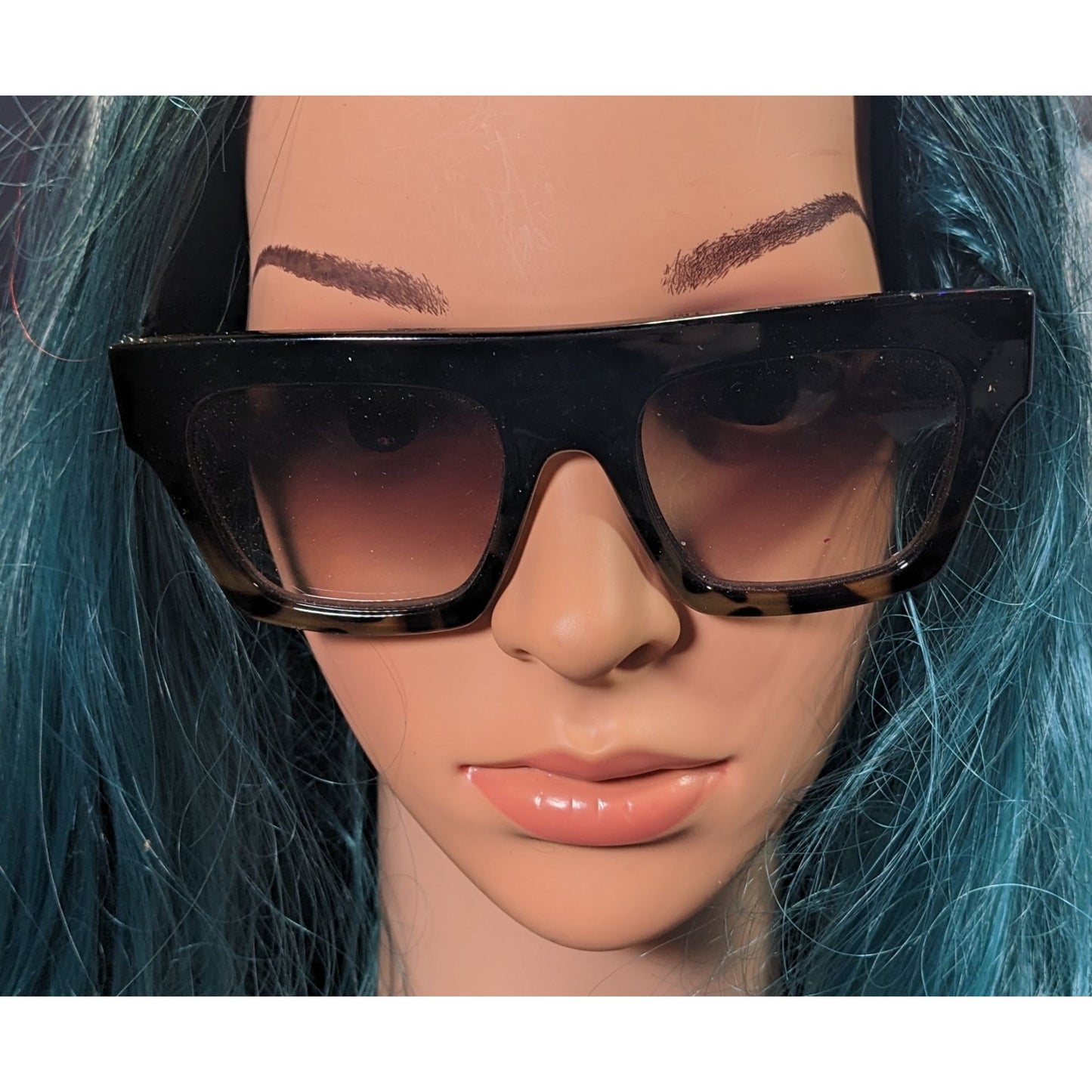 Le Specs Subdimension Chunky Retro Tortoise Sunglasses