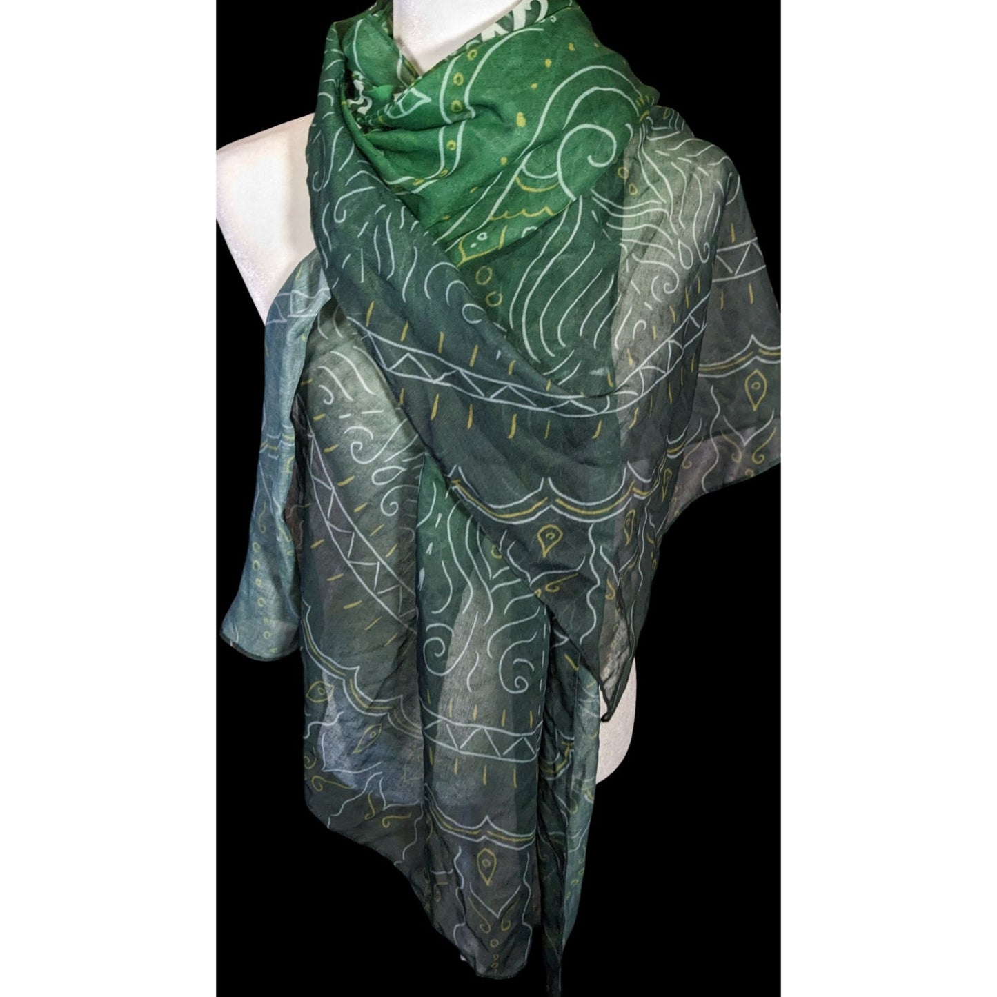 Whimsical Faryloot Exslusive A Song of Wraiths and Ruin Fairyloot Exclusive ASOWAR Scarf Roseanne A Brow