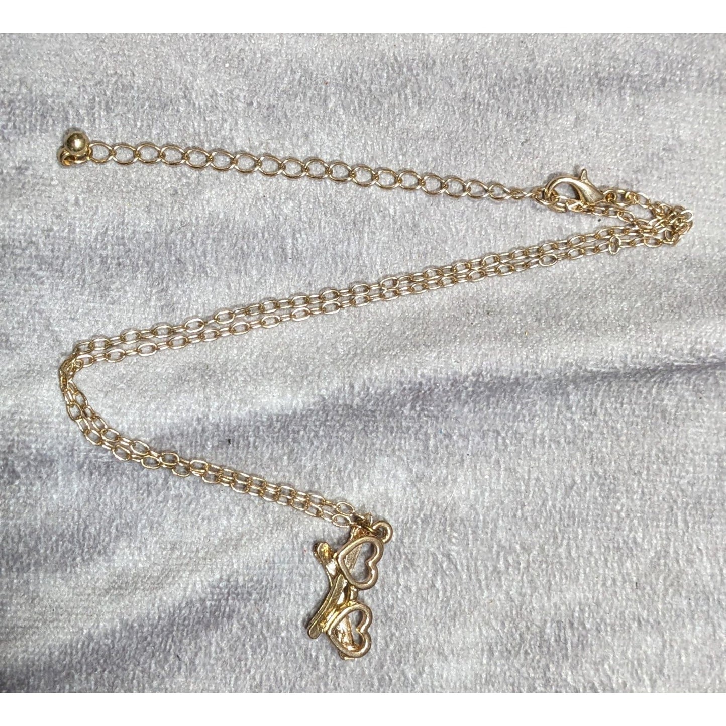 Vintage Avon Heart Gold Tone Pendant Necklace