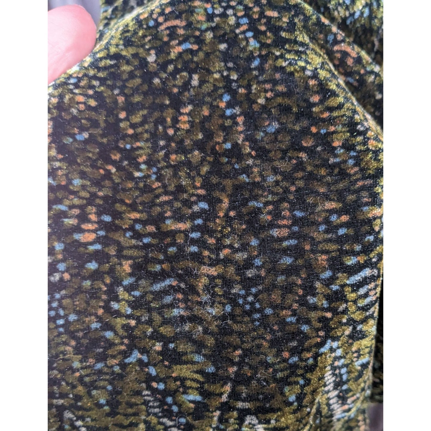 Black And Green Speckled Velvet-Like Scarf