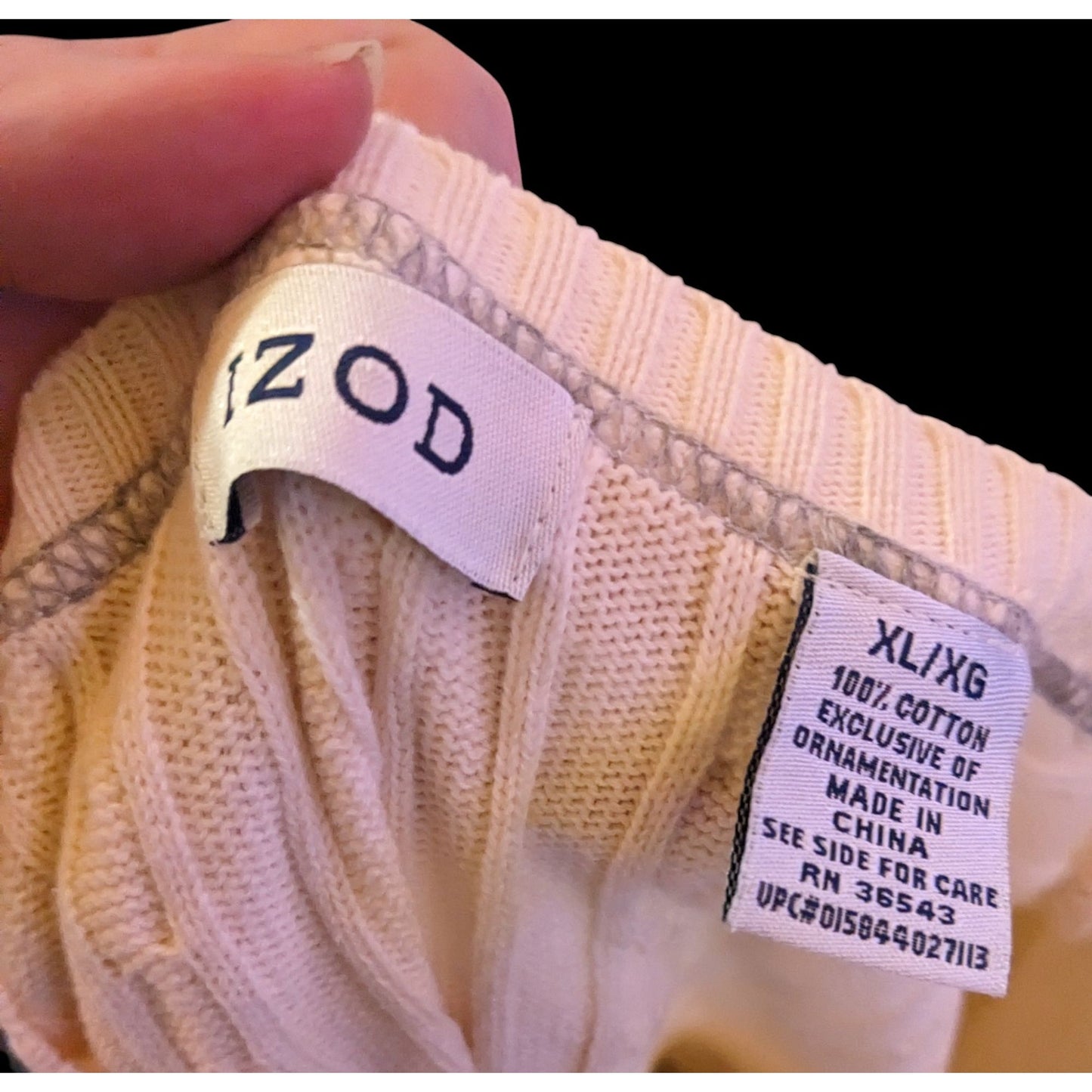 Izod Preppy Cream Cable Knit Sweater With Embroidered Emblem