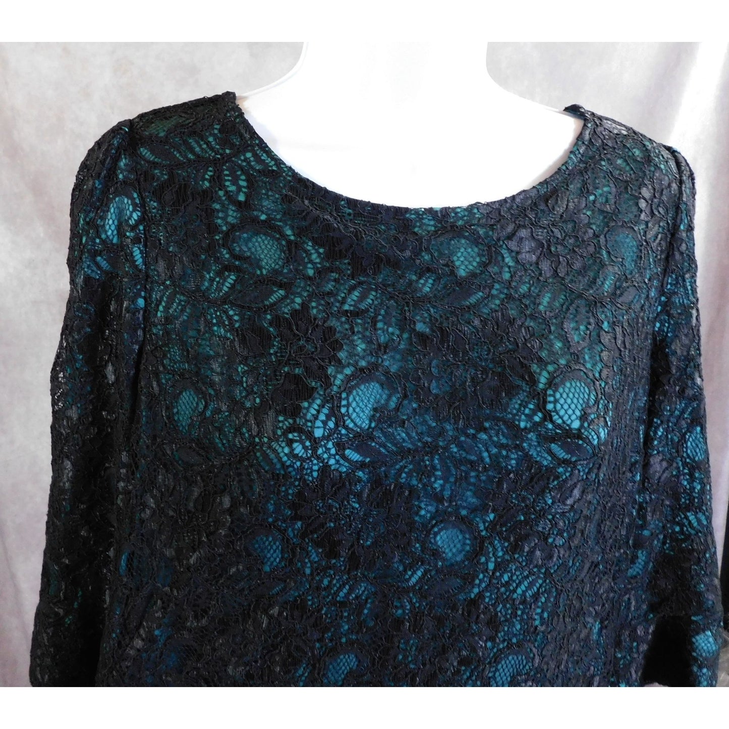 Tegan Black And Green Gothic Lace Dress NWT