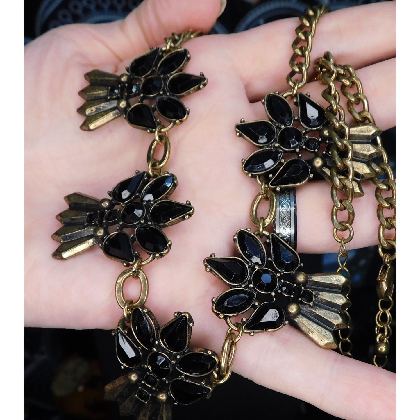 Abstract Art Deco Black And Gold Tone Formal Necklace